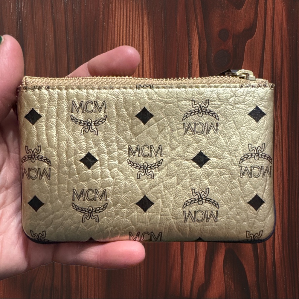 MCM Gold and dark blue Monogram Wallet - Picture 2 of 13
